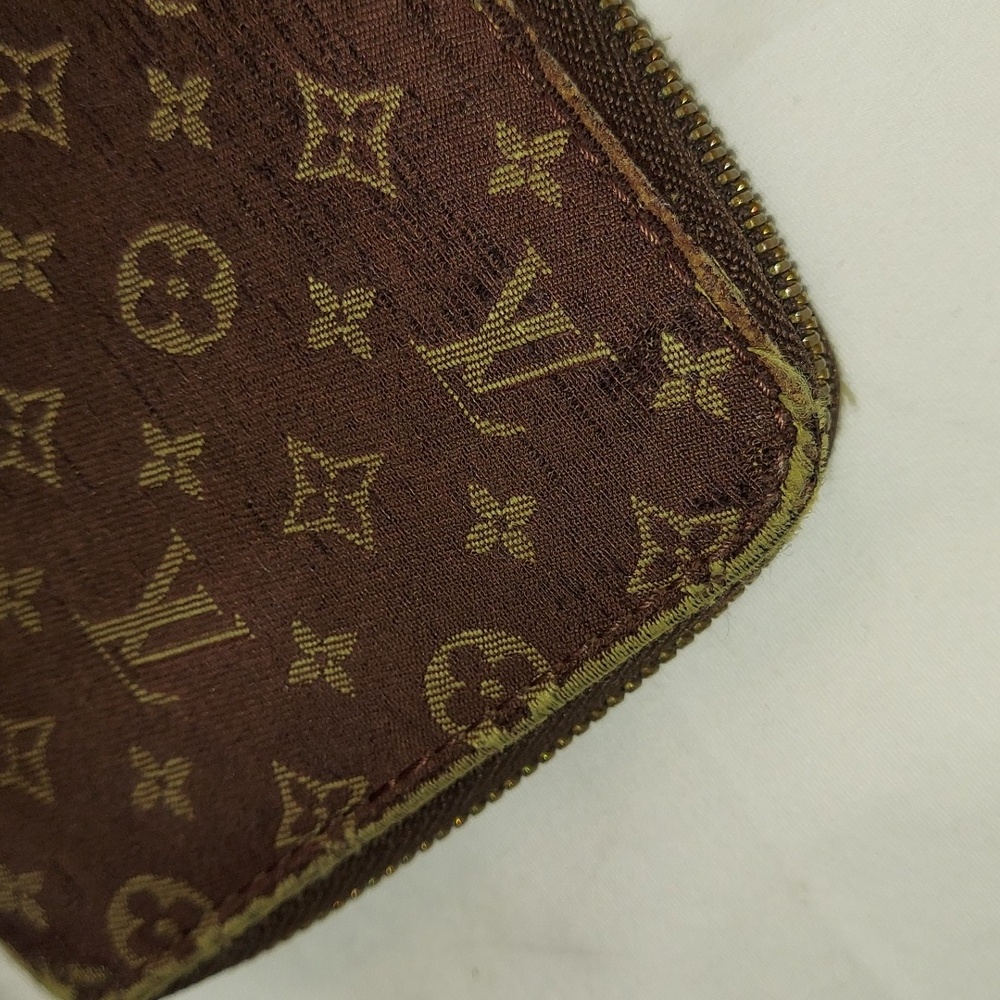 Authentic Louis Vuitton Brown Denim Min Lin Long Zippy wallet - Picture 6 of 12